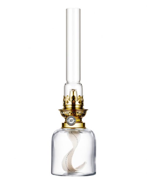 Lámpara de parafina Karlskrona, fabricada de forma tradicional en latón y vidrio transparente